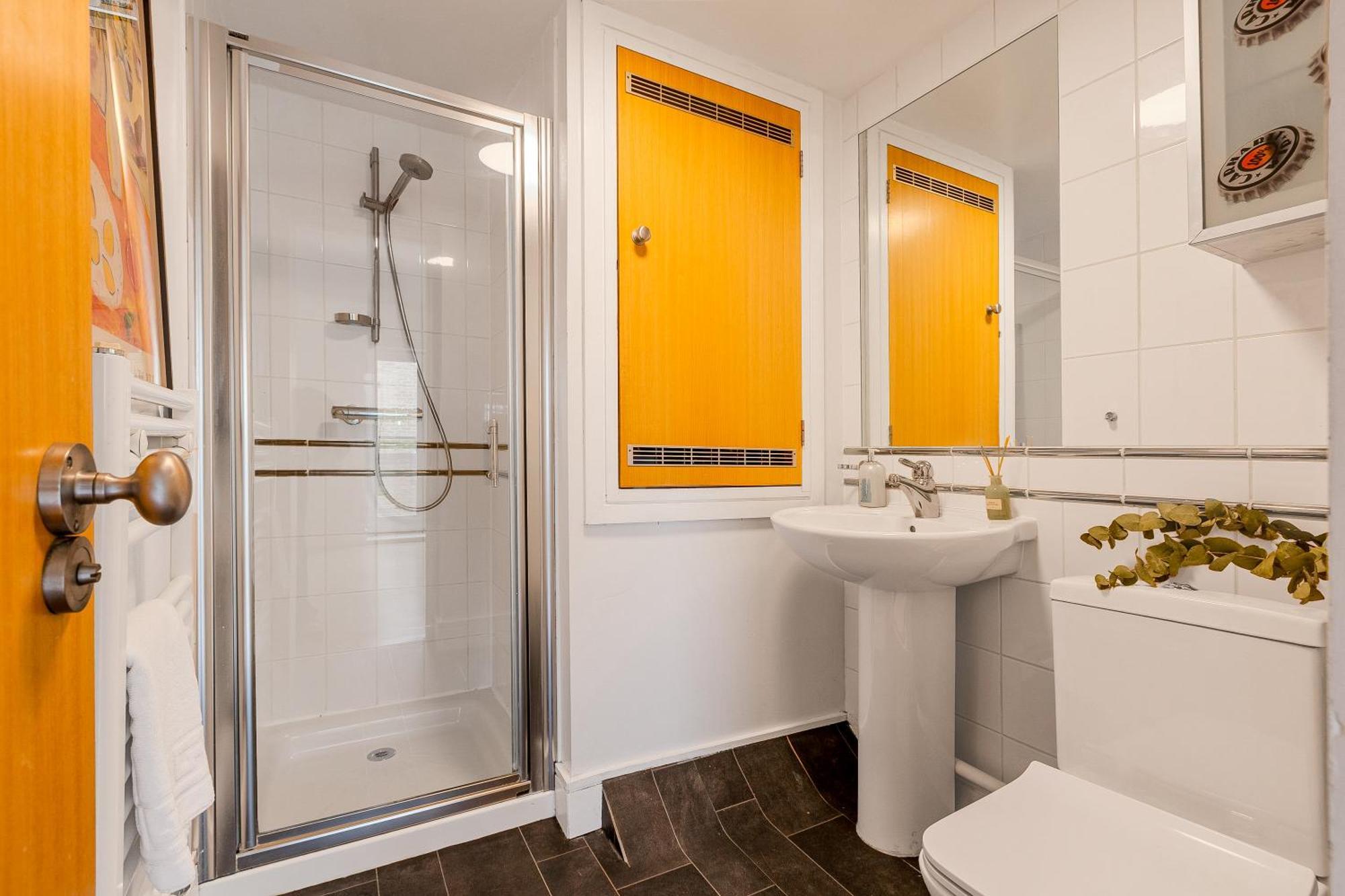 Apartment Bright In Vibrant Spitalfields